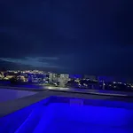 Elvis' * Fira (Santorini)