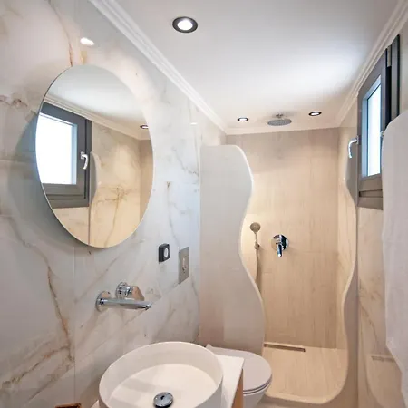 Δωμάτια σε οικογενειακή κατοικία Elvis' *